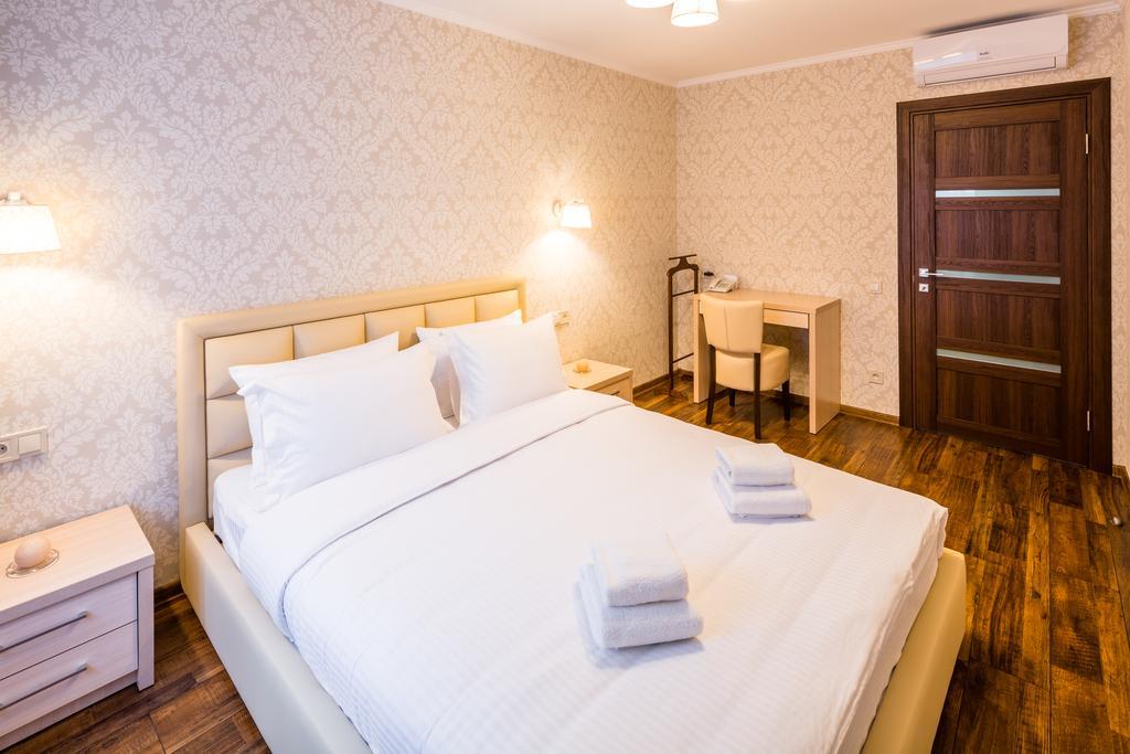 Ok Apartments Liov Exterior foto